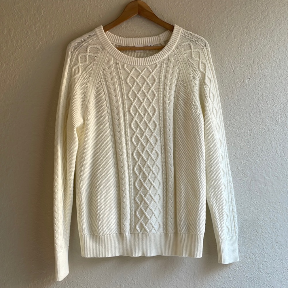 Never worn GAP chunky sweater size M